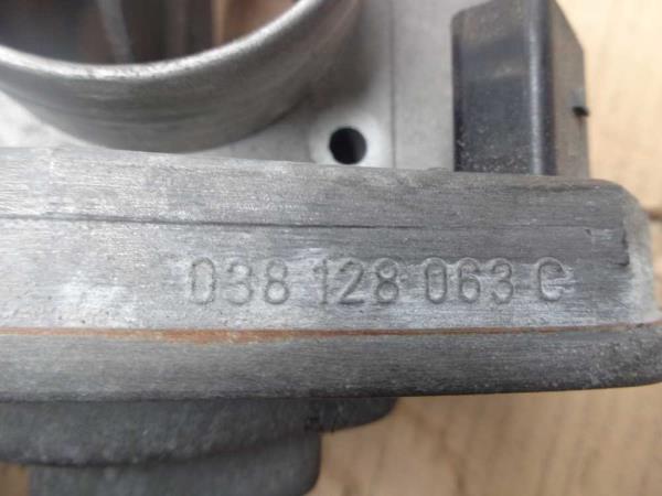 BOITIER PAPILLON VW/SEAT/SKODA/JEEP 1.9 SDI / 2.0SDI / 2.8 16V CRD - Vue 4